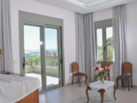 Romantic Corner Maisonettes โรงแรมในStalos