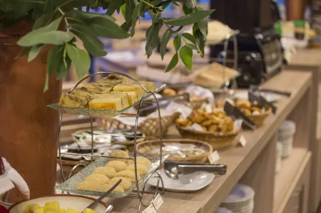 Tierra Viva Valle Sagrado Hotel Отели в г. Урубамба