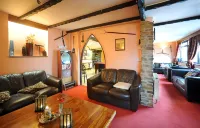 The West Country Inn Hotels in Marhamchurch