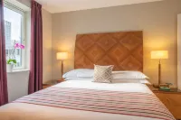 Premier Suites Birmingham Hotels in Birmingham