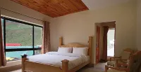 Trout Lodge Hotel di Batakundi
