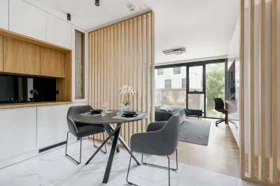 Easy Rent Apartments - Gold 30, Basen & Spa, Centrum 24h Check-IN のホテル