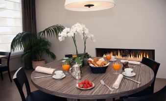 Hotel Iris