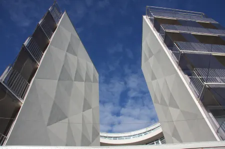 Parizs Garden Apartments Отели рядом с достопримечательностью «Debrecen Zoo and Amusement Park»