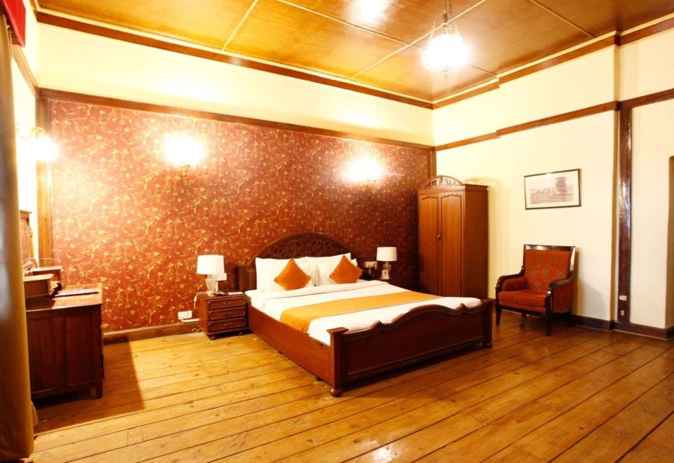 로열 컬렉션의 팰리스 벨베데레의 조용하고 아름다운 정원 사진