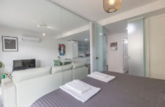 Cliffs Apartment - Astonishing Bay View