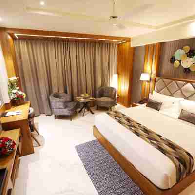 AJ Grand Hotel Rooms