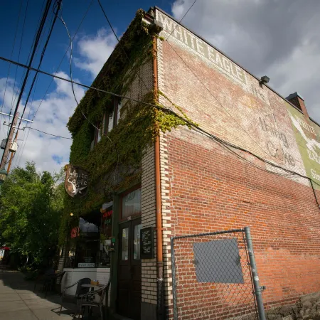McMenamins White Eagle