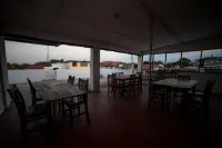 Flamingo Guest House - breakfast
