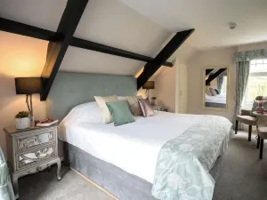 Mill End Hotel