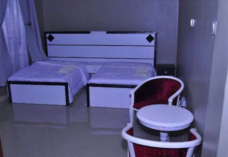 Pavilion Hotel Over view