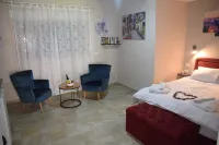 Zimmer Cigale Hotels in Dafna