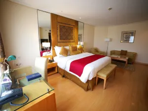 Park Lane Hotel