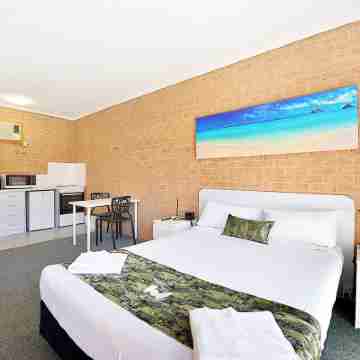 Cranbourne Motor Inn Rooms