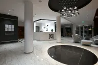 Aparthotel Milenij Hotel a Bast