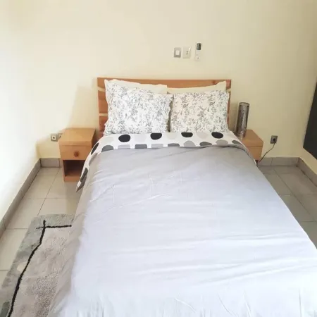 Résidence B2 Отели рядом с Аэропорт Феликс Уфуэ-Буаньи