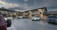 Leichhardt Motor Inn - parkir