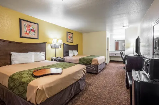 Econo Lodge Inn & Suites Searcy