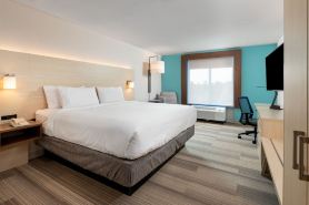 Holiday Inn Express & Suites DAPHNE-SPANISH FORT AREA by IHG