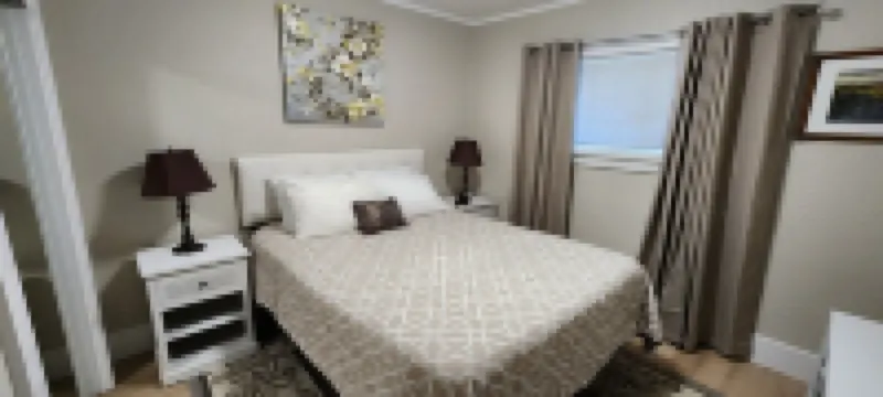 Coeur d'Alene's Famous Lakeshore Cottage Next to Sander's Beach and Tubb's Hill!