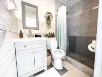 Pristine Pool and Mini Golf - Stylish Coastal Retreat Hôtels à : Clearwater