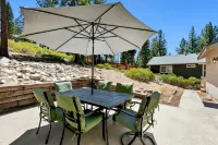 Wood Stove, BBQ, Bonus Room and Trails - Charming Mountain Retreat Hotels in El Dorado County
