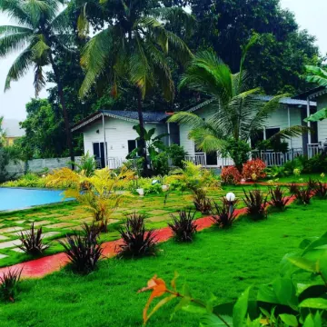 White Truffle Resort, Arambol
