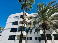 IGUAZU apartment with swimming pools (100 m from Yumbo)