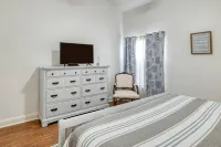 Tropical Oasis with Hot Tub and Grilling Station - Stunning Beach Retreat