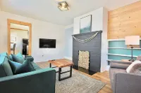 Cozy Cabin Vibes and Scenic East TN Flair - Charming Duplex Retreat Các khách sạn ở Knox County