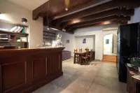 เรซิเดนซา กา' ทาซโซลี , มันเตญญา โฮเทลส์