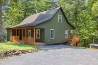 Hot Tub, Fire Pit, Deck and WiFi - Gorgeous Tranquil Cabin Hotels in Basye
