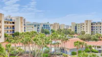 Ocean, Pool, and Tranquil Lagoon Views - Stunning Coastal Retreat