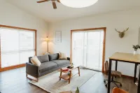 Fully-Equipped Kitchens and Large Desks - Charming Boutique Haven Hotels in Evergreen