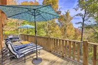 Cozy Log Cabin with Fire Pit and Outdoor Space - Charming Country Escape Hotels in Grayson County