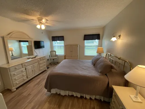 Golf Cart and Wifi - Charming Haven with Inviting Living Space