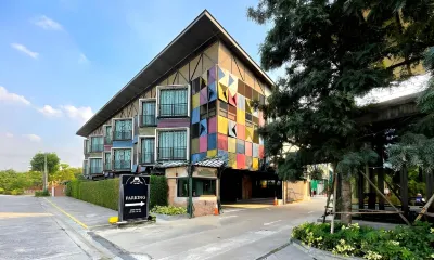 Nights in a box Hotels near Mini BigC