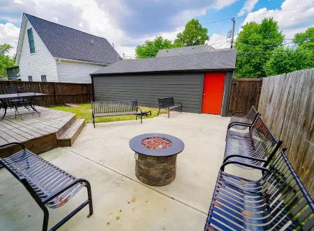 Bar/Billiards/Lounge/Near Mass