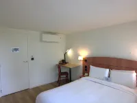 Kyriad Tarbes - Odos Hotels in Odos