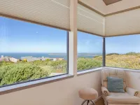 3bd2.5ba Ocean/Mountain View Single Level Spacious House sleeps 8 Hotels in Bodega Bay
