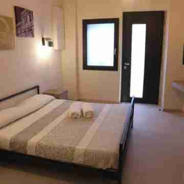 Locus Pendinelli Trani 53-The Philosophy of a b&b, the Details of a Hotel!!! Rooms