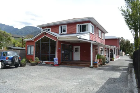 Wild Kea Lodge Franz Josef Отели рядом с достопримечательностью «West Coast Wildlife Centre»