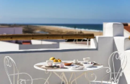 Habitaciones y Apartamentos en El Centro la Jábega by Conil Home