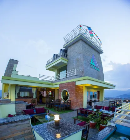 Hotel Task International Pvt Ltd Отели рядом с достопримечательностью «Deurali»