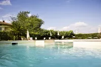 Casale Dell'Orso Hotels in Momigno