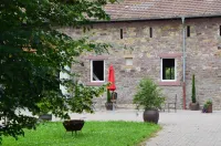 Wersauer Hof - Ferme Auberge Hotels in Reilingen