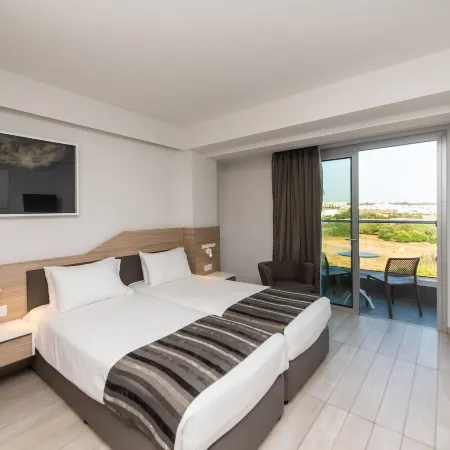 Evalena Beach Hotel