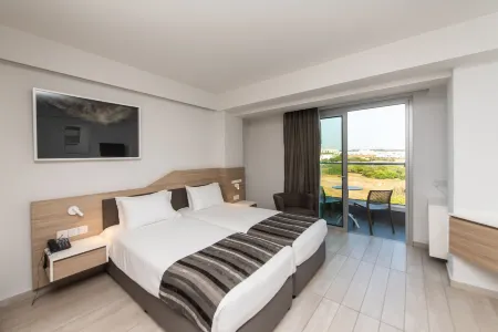 Evalena Beach Hotel