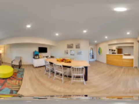 WoodSpring Suites Miramar Hotels in Miramar