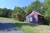 Whispering Hills - Couples Getaway